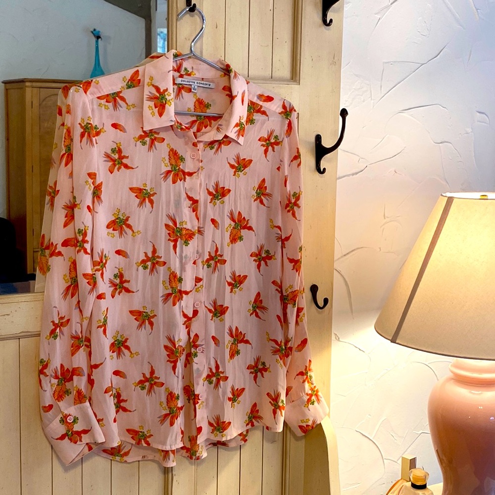 Floral vintage style long sleeved blouse
